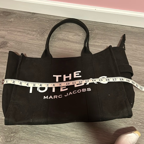 Marc Jacobs The Tote Bag Large Size - Picture 7 of 12